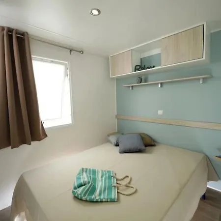3 Etoiles - Piscine - Ccbfihb Campsite